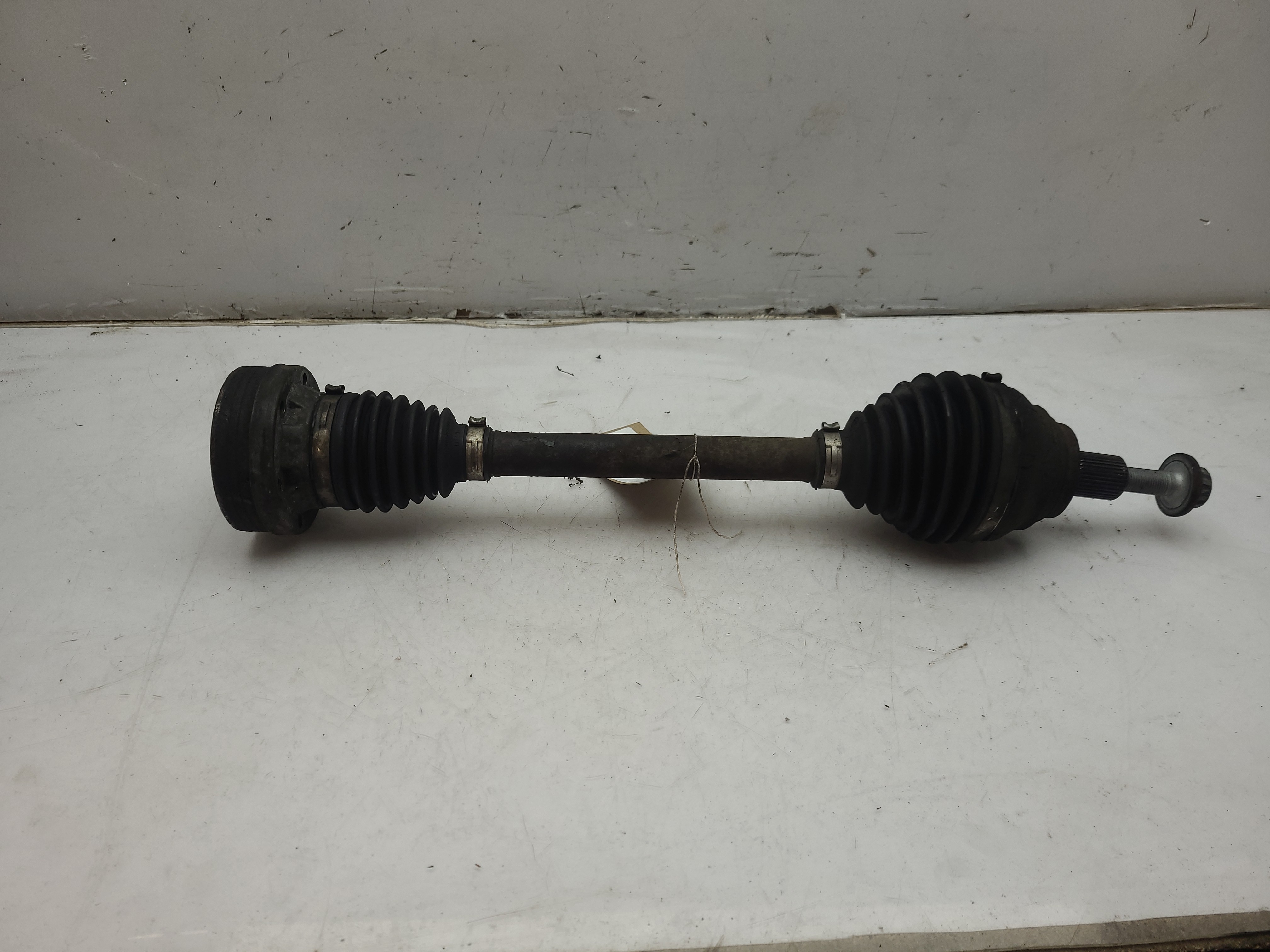 2017 SKODA SUPERB SE TDI S-A Driveshaft Front LH