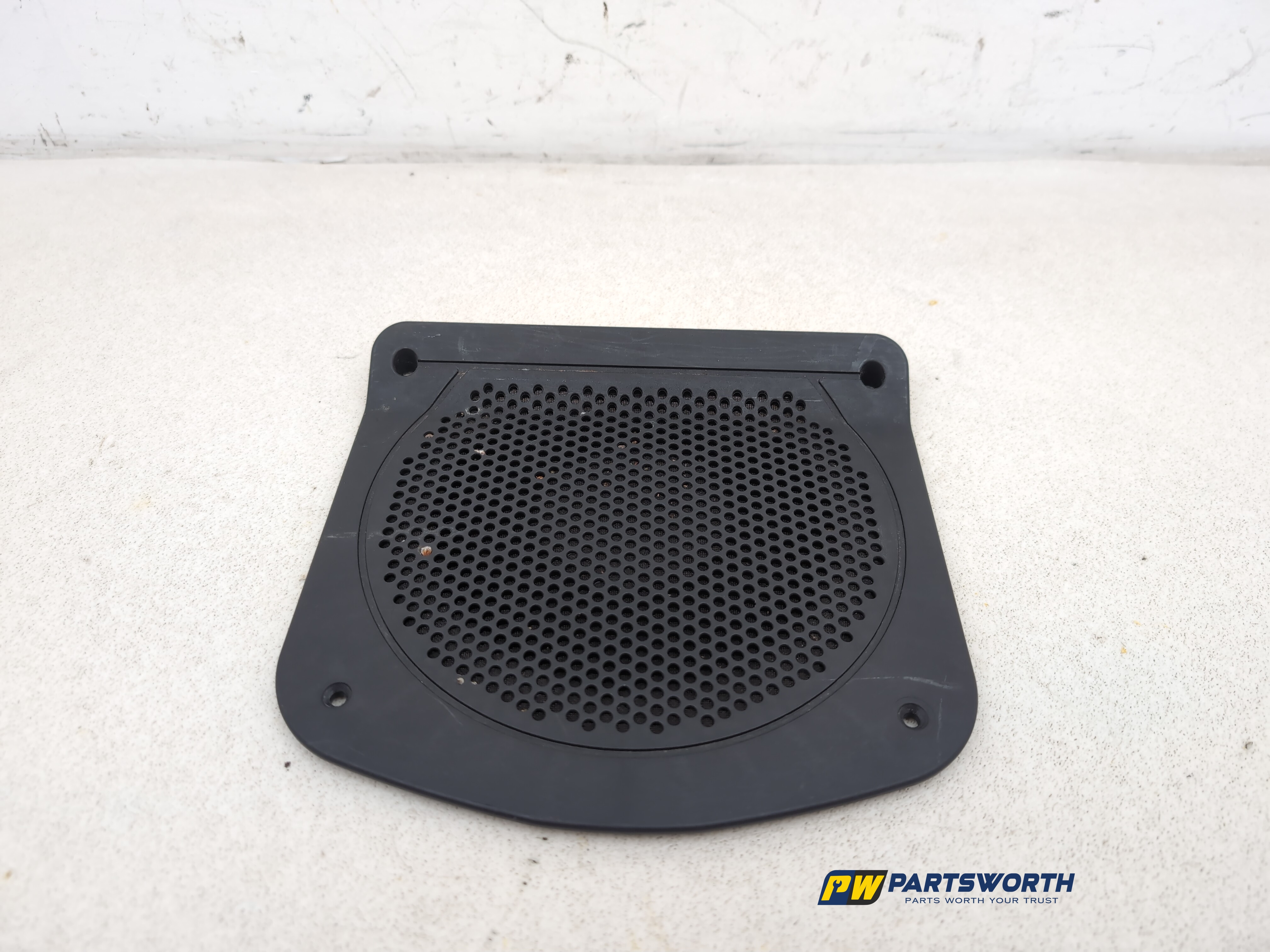 BMW 6 SERIES 640D M SPORT F13 SUBWOOFER SPEAKER COVER 9175701 2012-2018