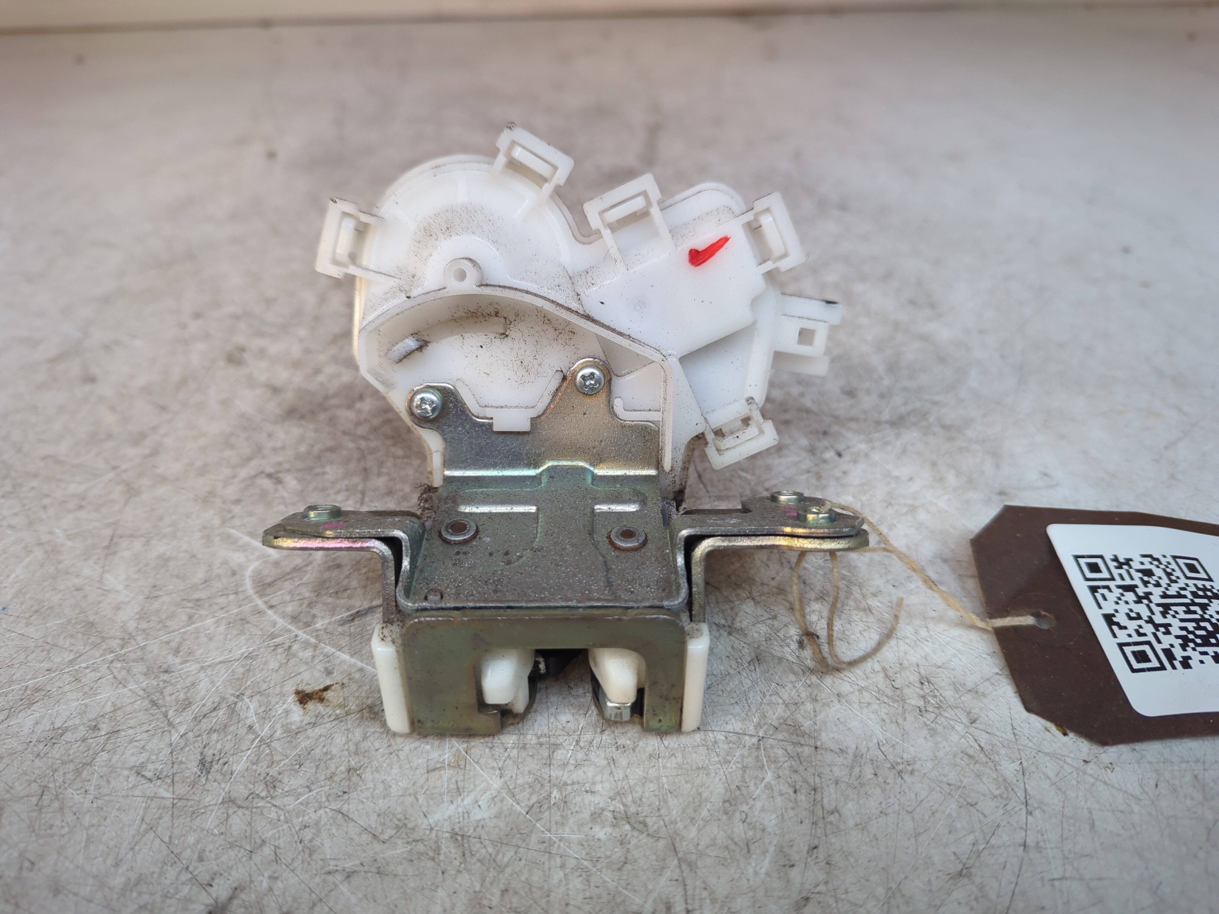 MITSUBISHI OUTLANDER BOOT LOCK 2014 5 DOORS SUV #108342