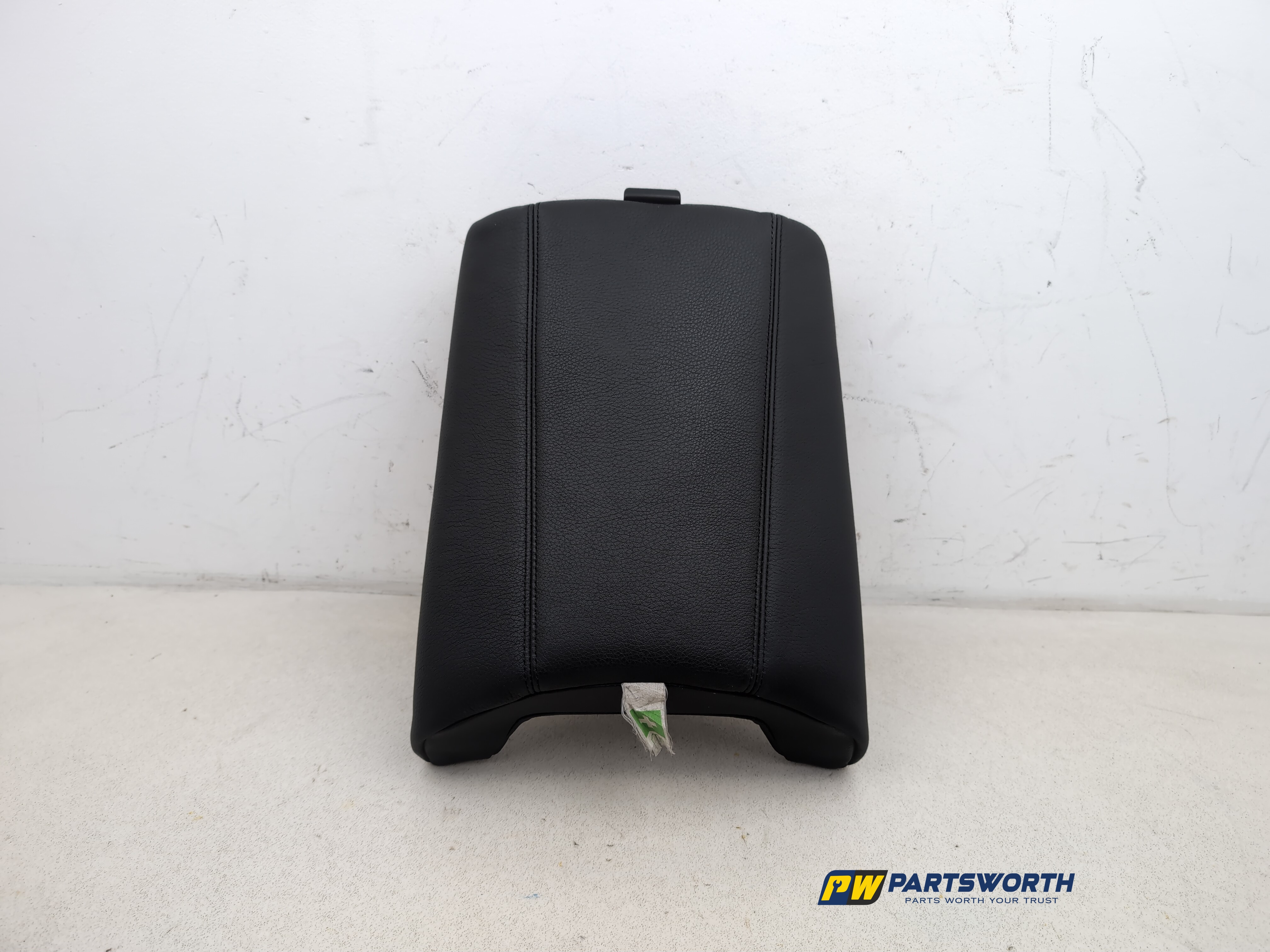 BMW 6 SERIES 640D M SPORT F13 VENTRE CONSOLE ARMREST PAD COVER 7266490 2012-2018