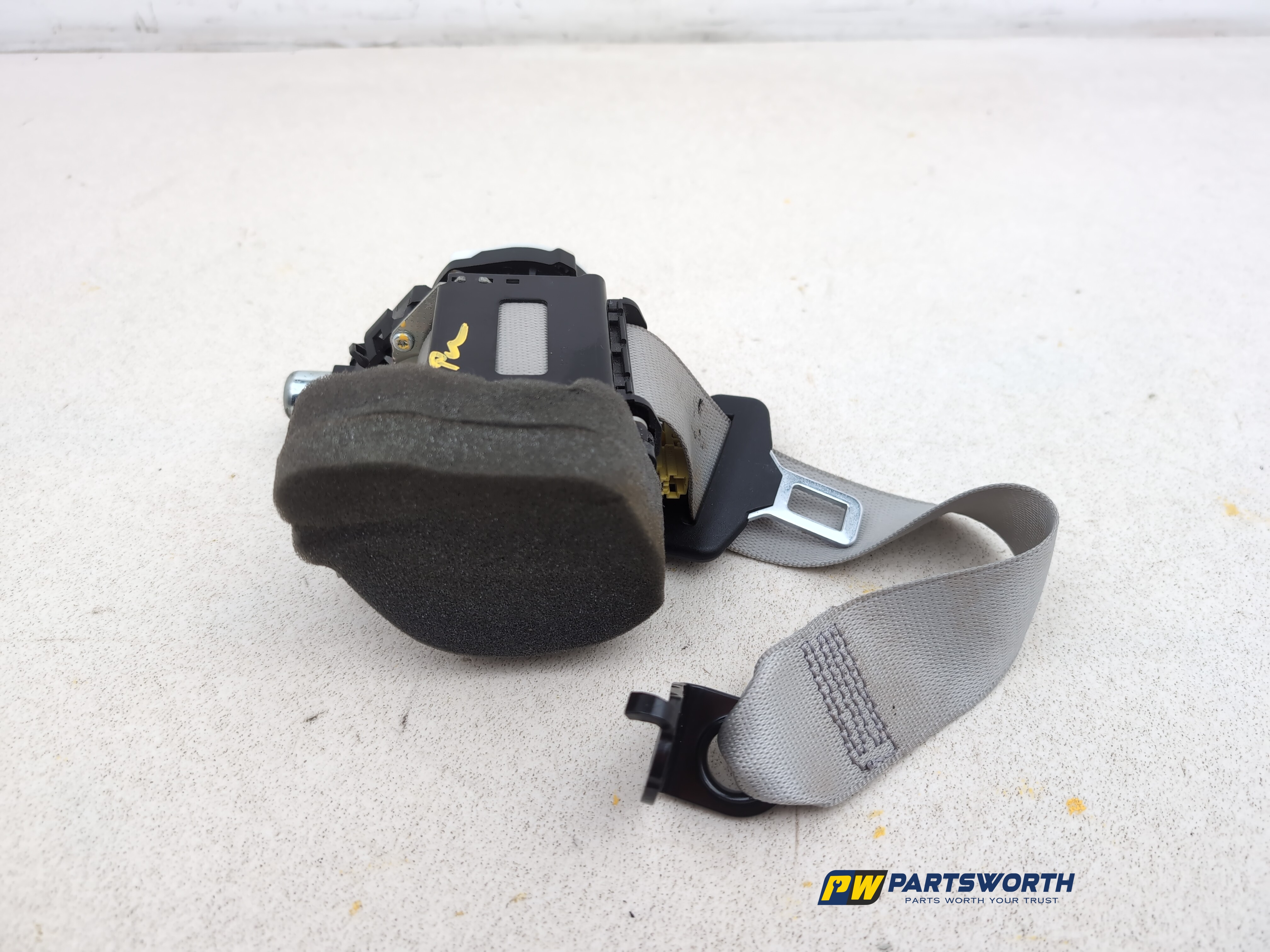 MERCEDES-BENZ CLS350 CDI AMG X218 SEAT BELT REAR LEFT 33056785C 2011-2018