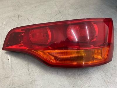 AUDI Q7 QUATTRO 2006 REAR RIGHT BRAKE TAIL LIGHT LAMP