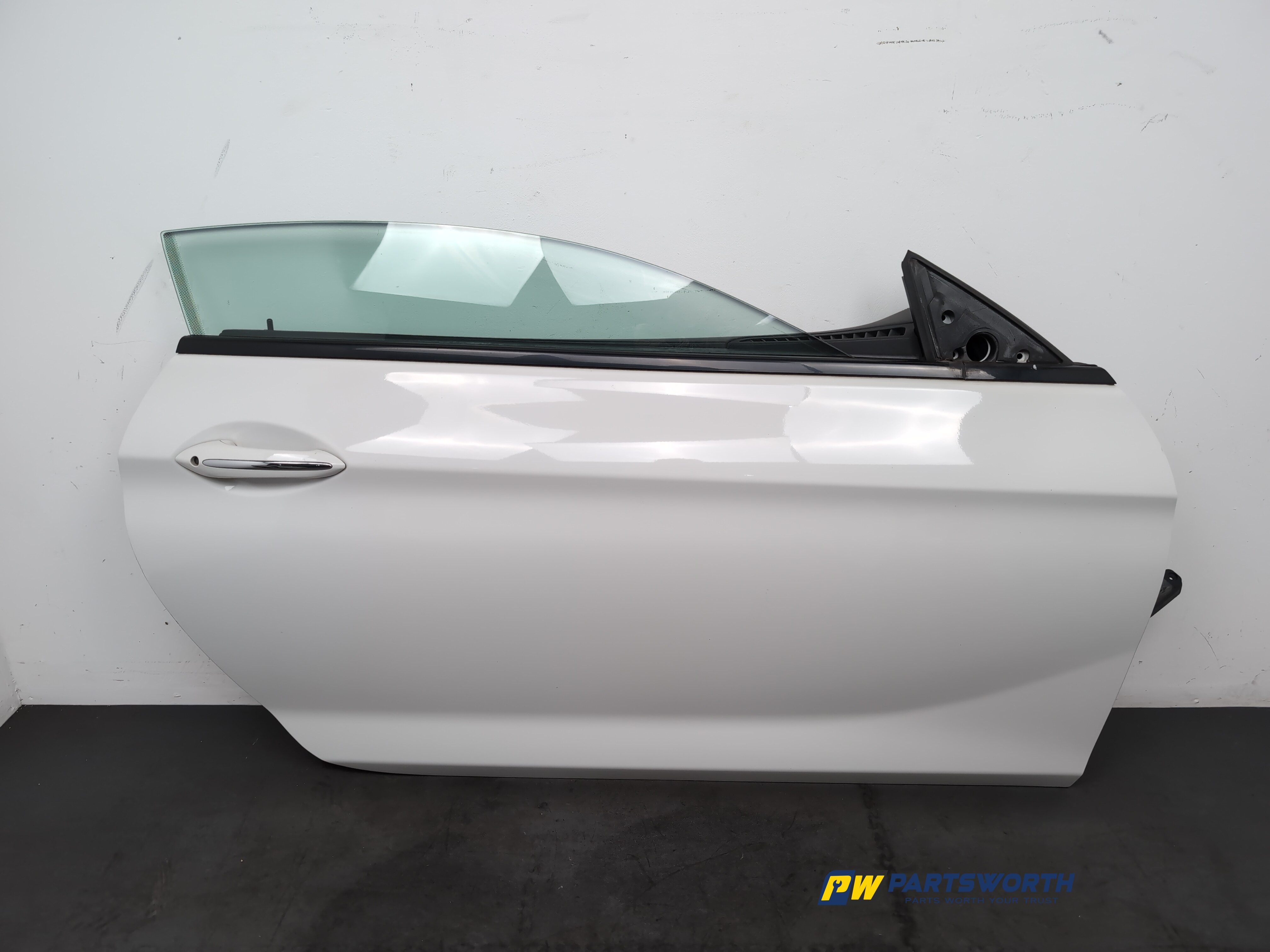 BMW 6 SERIES 640 M SPORT F13 COUPE DOOR FRONT DRIVER WHITE 300 SOFT CLOSE 12-18