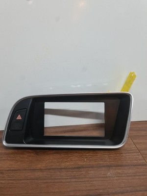 AUDI Q5 8R 2009 DASHBOARD SCREEN DISPLAY SURROUND TRIM PANEL 8R2857186G