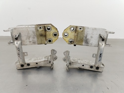 BMW 5 SERIES F10 F11 2009-2017 FRONT CRASH BAR SUPPORT MOUNT BRACKET PAIR 2x