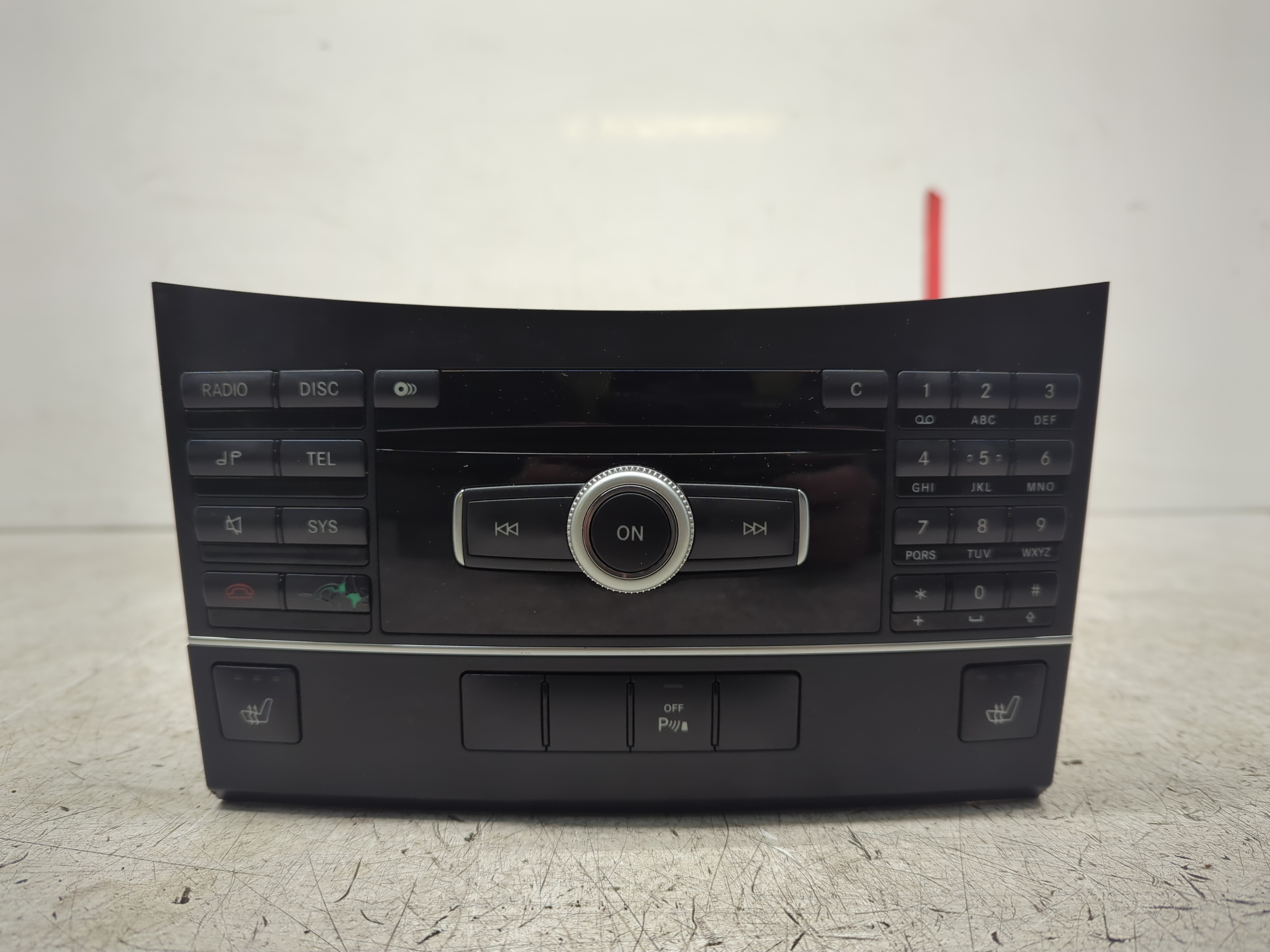 2011 MERCEDES-BENZ E-CLASS RADIO HEAD UNIT 2 DOORS COUPE A2129018202 #114606