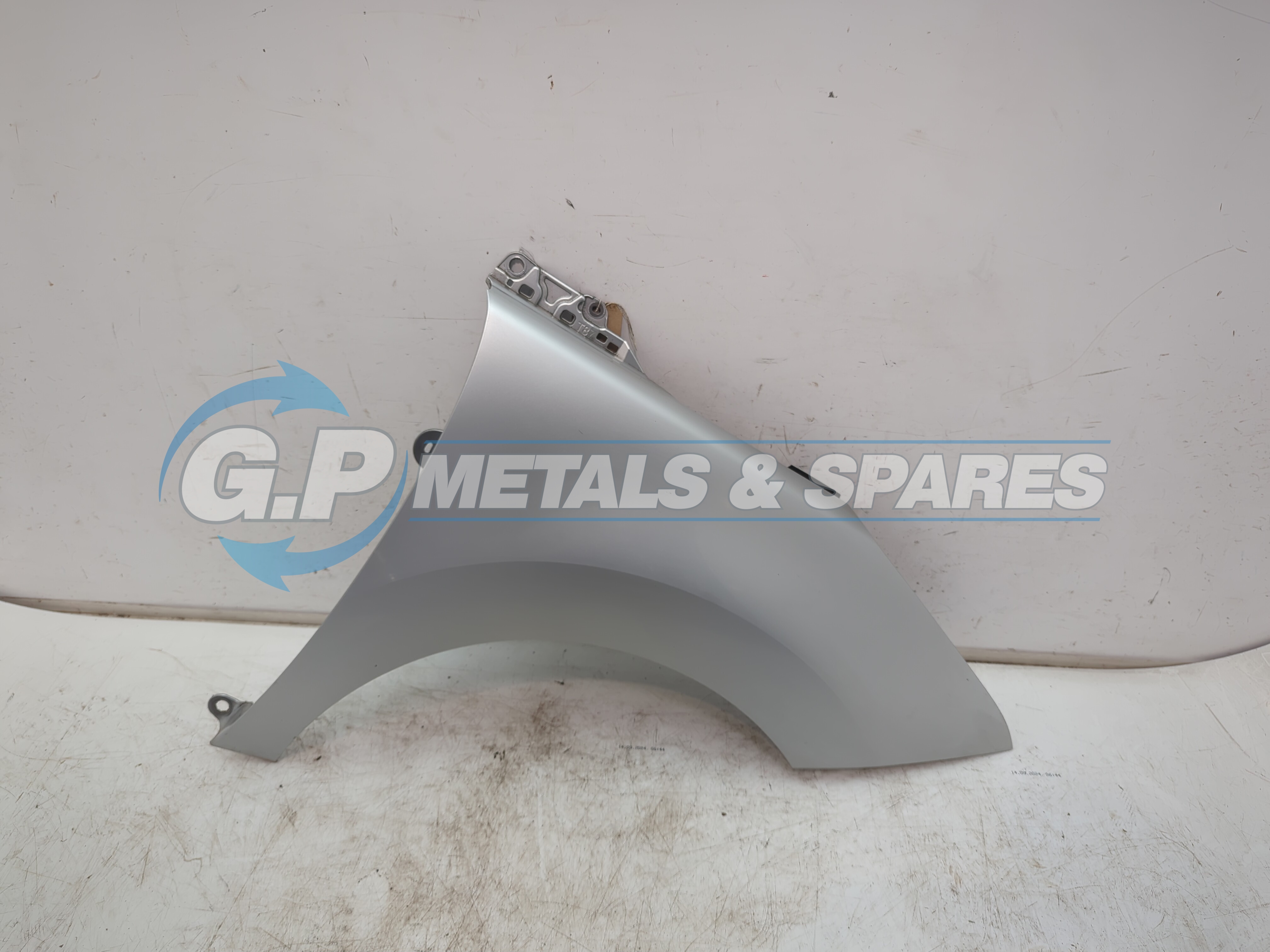 2010 PEUGEOT 5008 ACTIVE HDI MPV Wing Front RH
