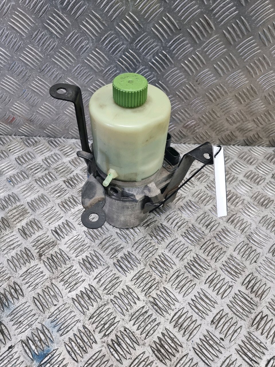 VOLKSWAGEN POLO 6R 2013 POWER STEERING PUMP CGGB 6R0423156C
