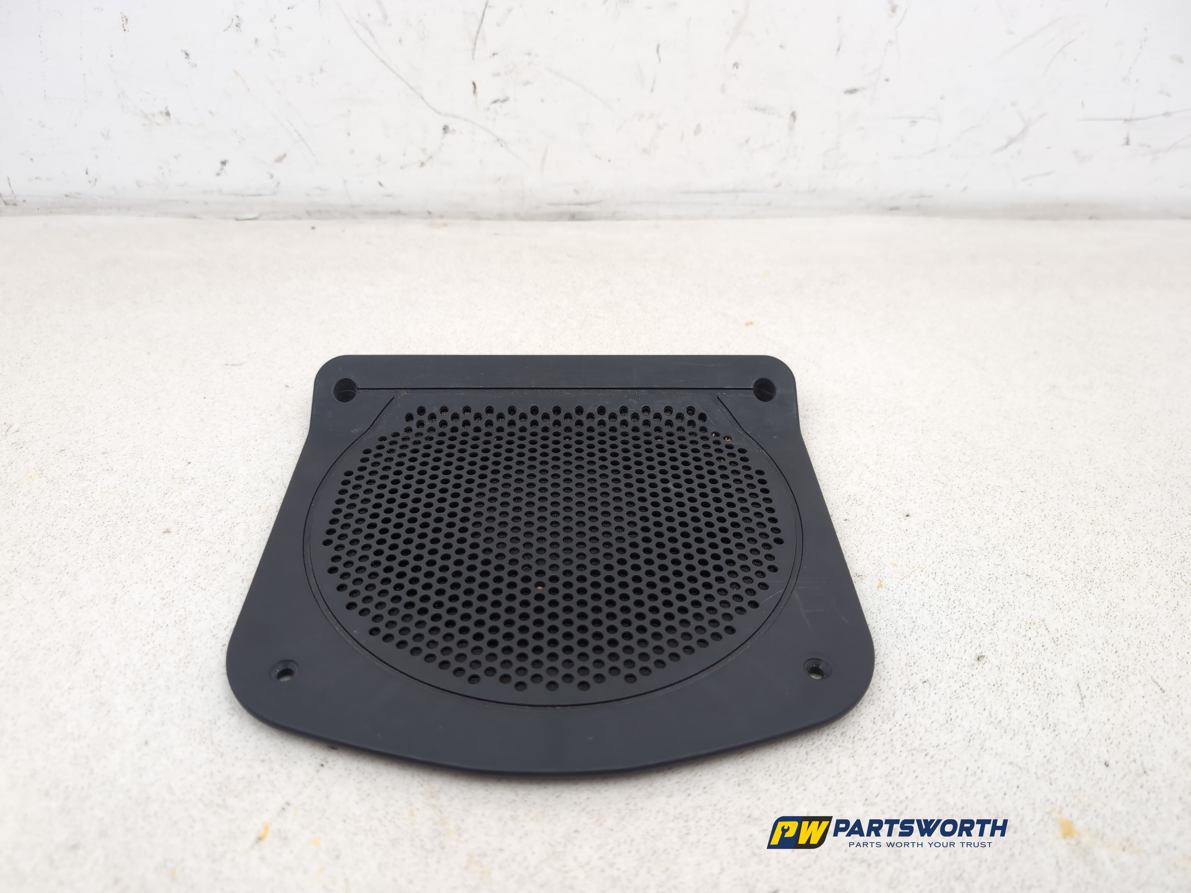 BMW 6 SERIES 640D M SPORT F13 SPEAKER SUBWOOFER COVER 9175701 2012-2018