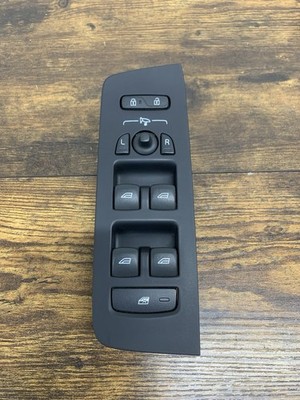 VOLVO V40 MK3 FRONT RIGHT WINDOW MASTER CONTROL SWITCH DRIVER SIDE 31334567