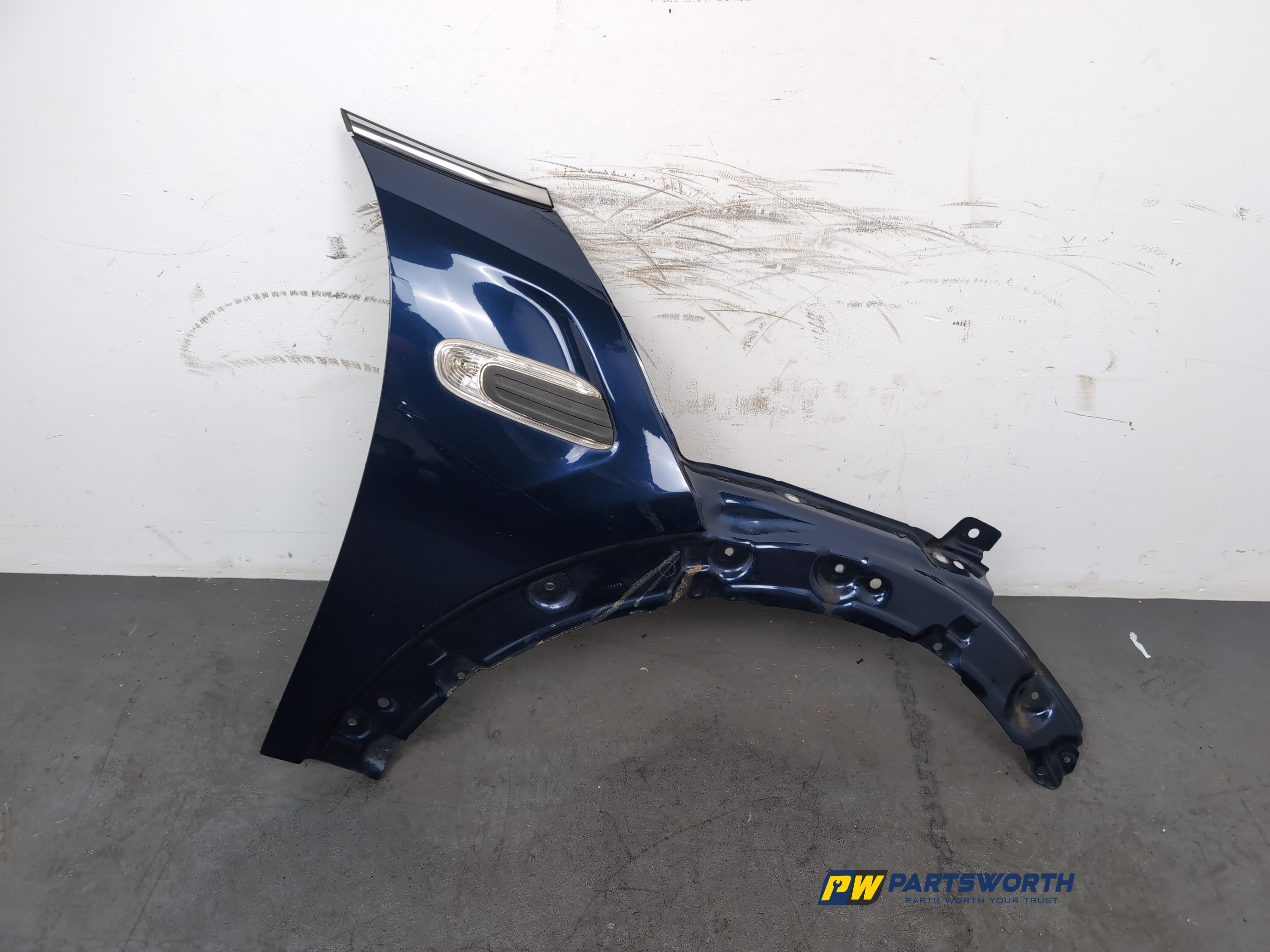 MINI COOPER D F56 HATCHBACK WING FRONT RH DRIVER DEEP BLUE METALLIC B69 7374522
