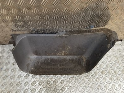 VOLKSWAGEN CRAFTER / MAN TGE 2018 RIGHT SIDE STEP TRIM 7C0863777