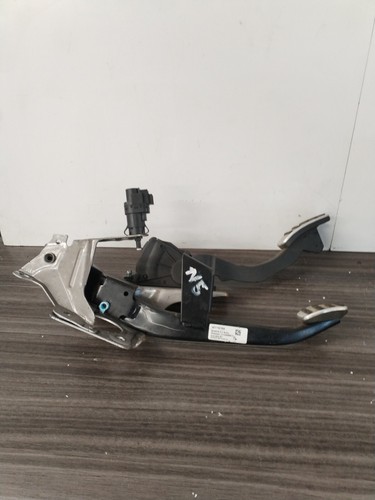 VOLVO C30 R-DESIGN BRAKE PEDAL 30776769