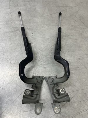 RENAULT CAPTUR 2014 PAIR OF BONNET HINGES 654001377R