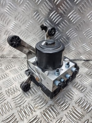 BMW F10 M5 2012 4.4 PETROL ABS CONTROL MODULE 7847521 7845674