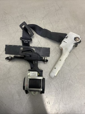 NISSAN JUKE MK1 F15 2014 SEAT BELT FRONT RIGHT DRIVER SIDE 617544101D