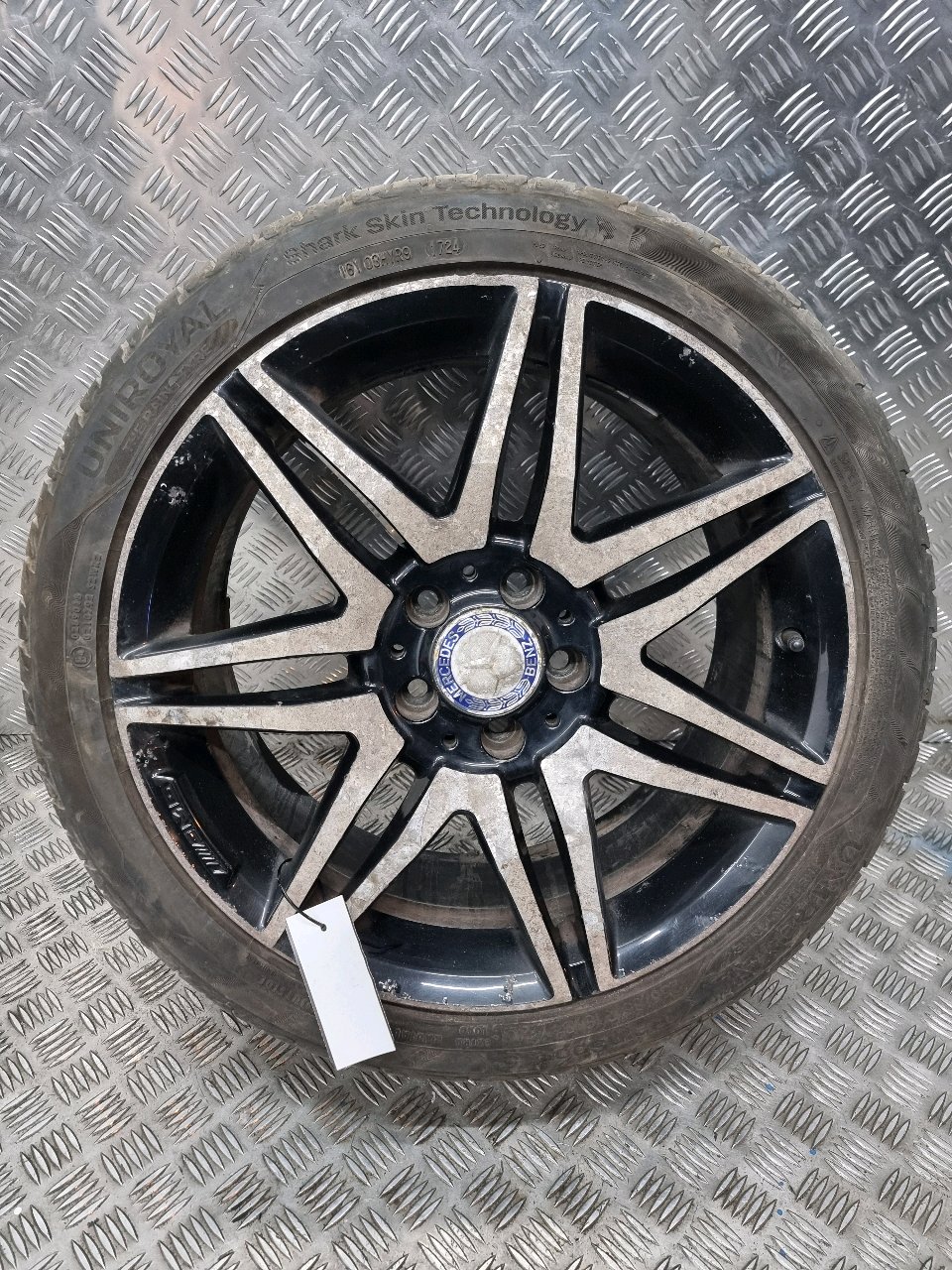 MERCEDES-BENZ C CLASS W204 ALLOY WHEEL 18" & TYRE 6.0mm 255/35/18 A2044010704