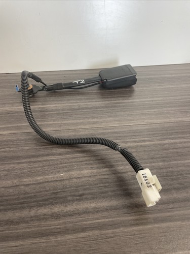 Hyundai Tucson III TL FRONT RIGHT seatbelt buckle 630400900D