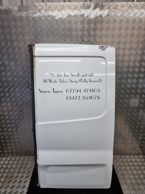 VAUXHALL VIVARO Mk1 REAR RIGHT DOOR DRIVER SIDE IN WHITE (474) 2008