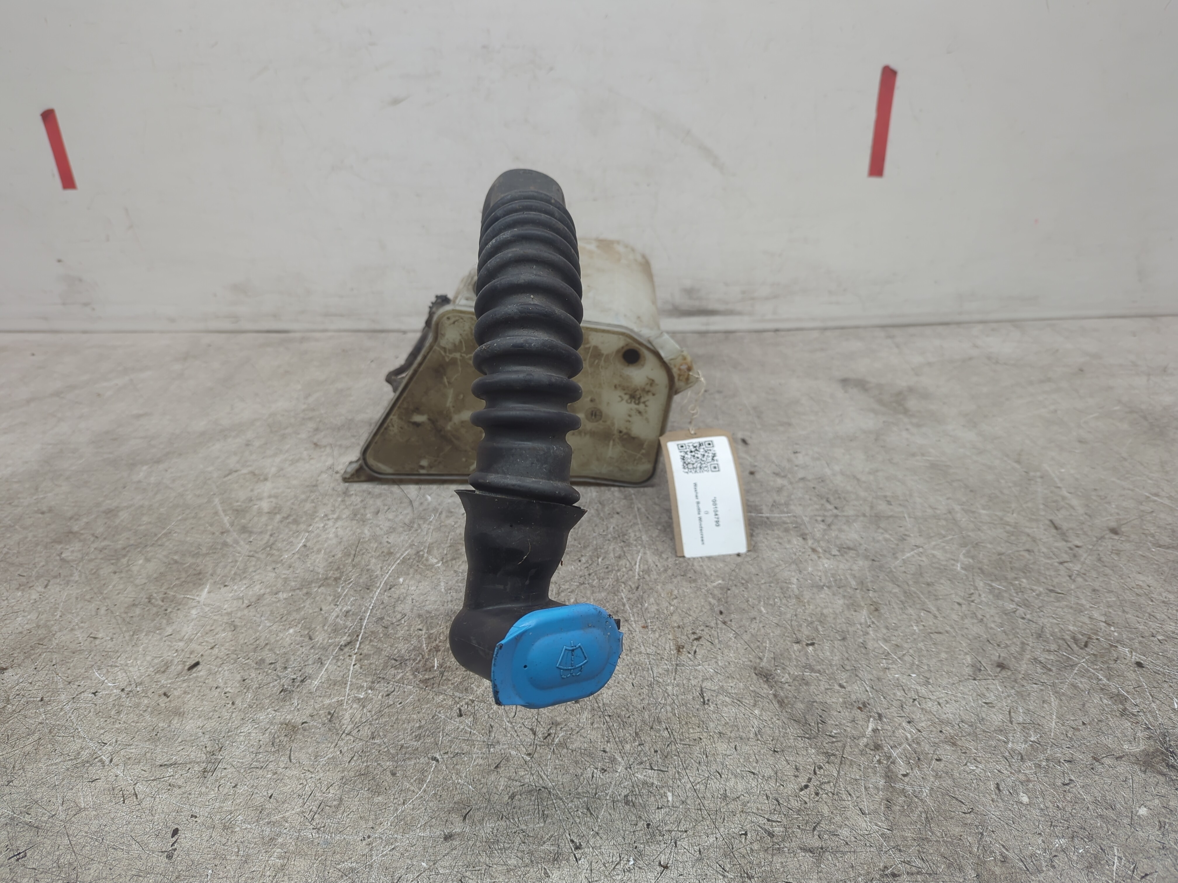 JAGUAR XK WASHER BOTTLE 2002 2 DOORS CONVERTIBLE #104790