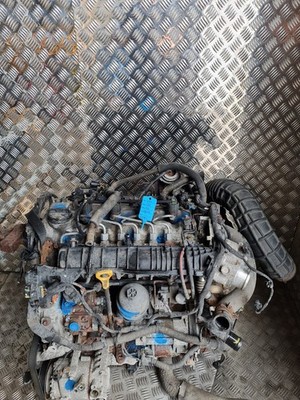 HYUNDAI i30 2013 1.6L CRDi COMPLETE DIESEL ENGINE D4FB