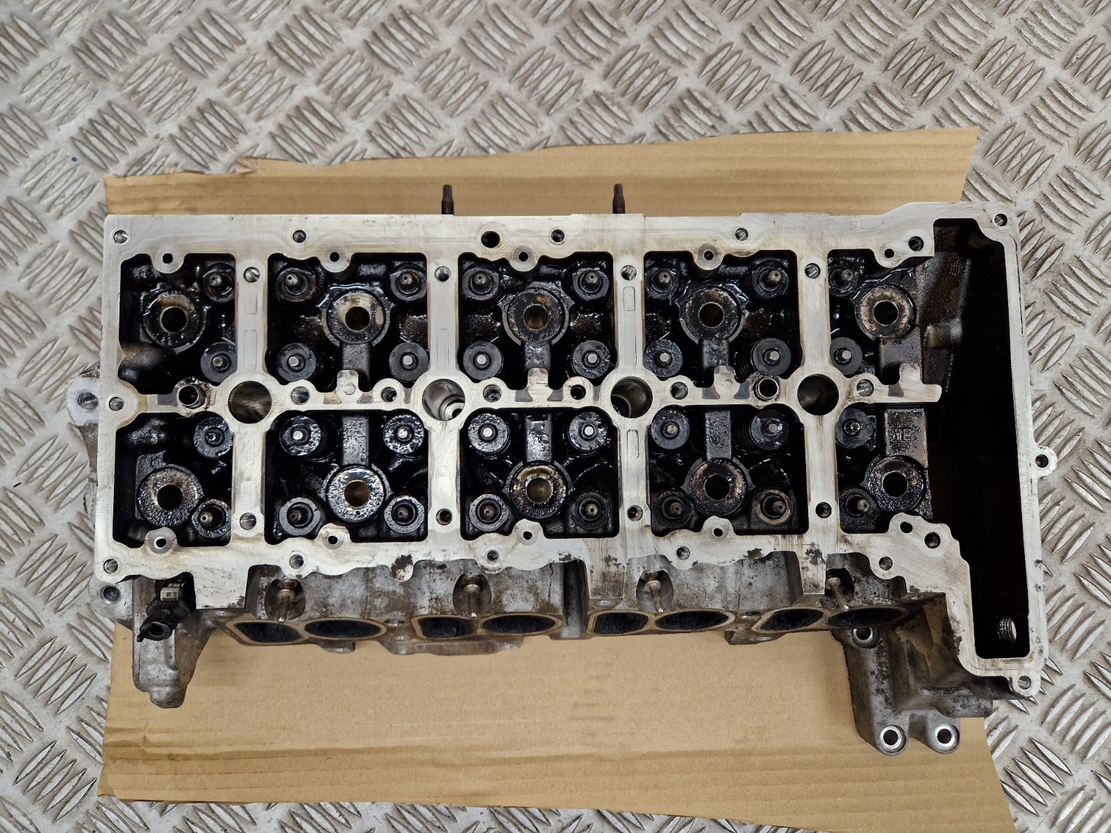 BMW MINI R60 2013 N47C20A 2.0 DIESEL ENGINE CYLINDER HEAD 78126060400