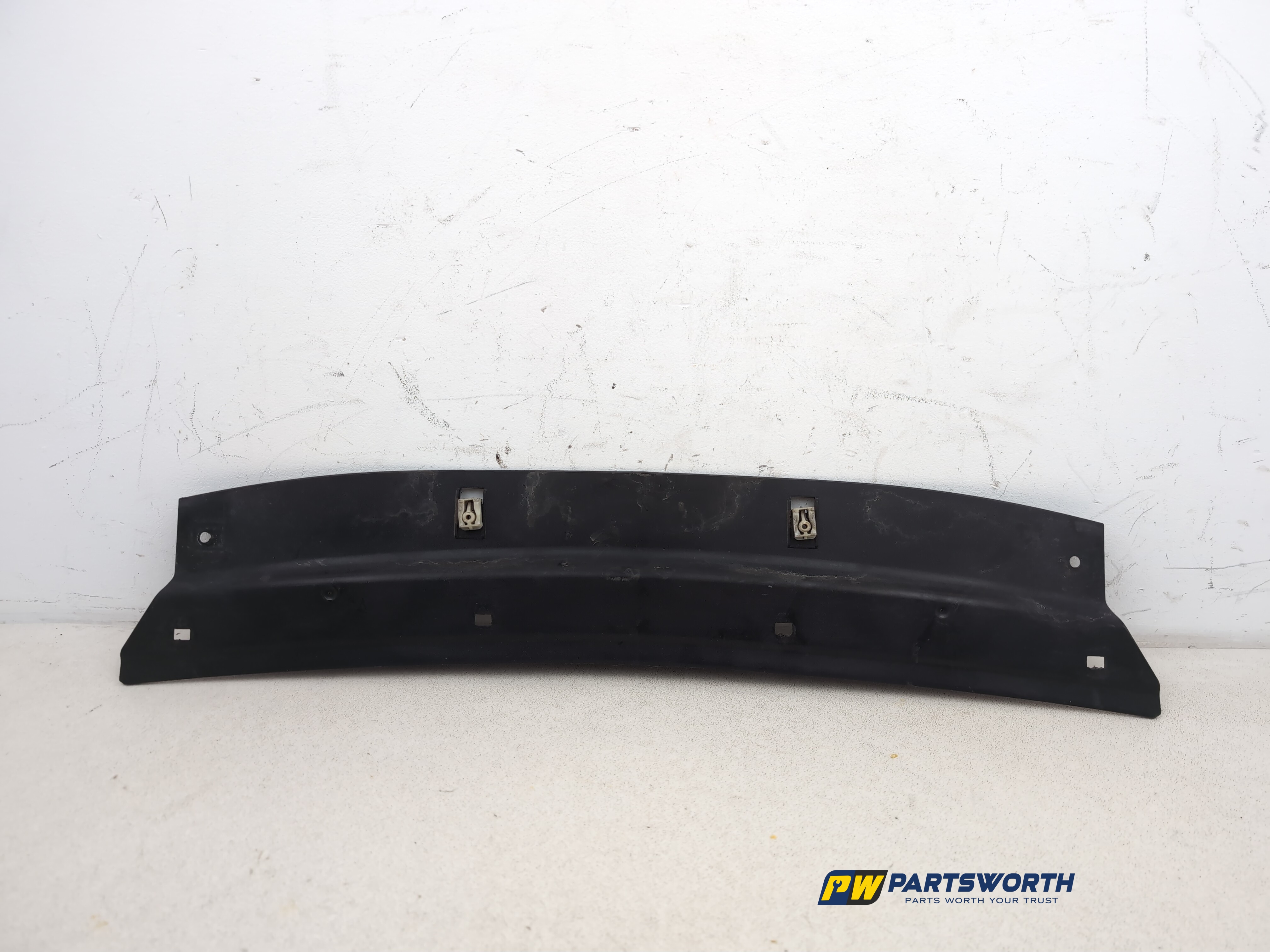 BMW 6 SERIES 640D M SPORT F13 COUPE FRONT BUMPER SHIELD CONNECTOR 8056414