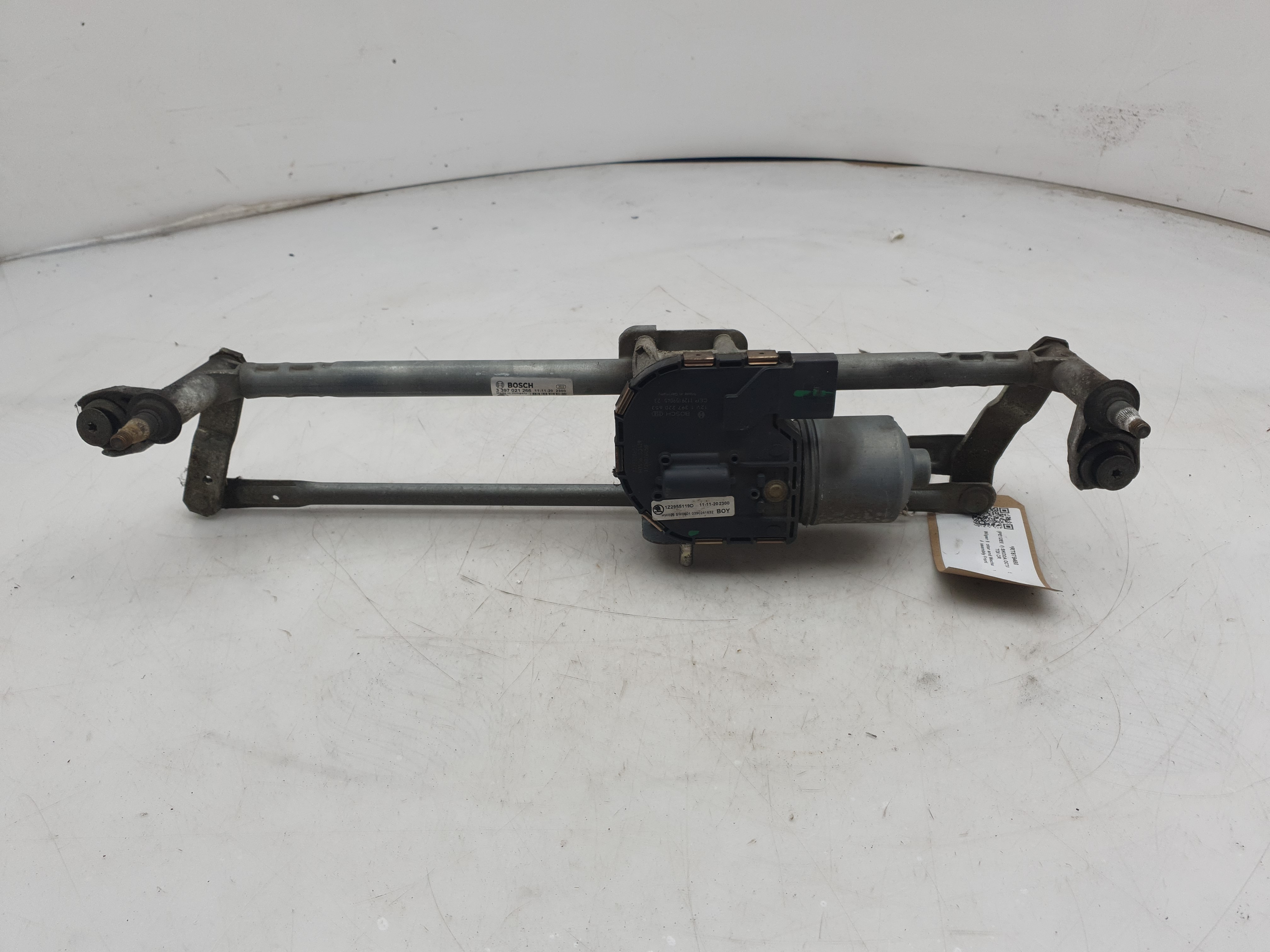 2012 SKODA OCTAVIA S TDI CR Wiper Motor & Mechanism Assembly Front