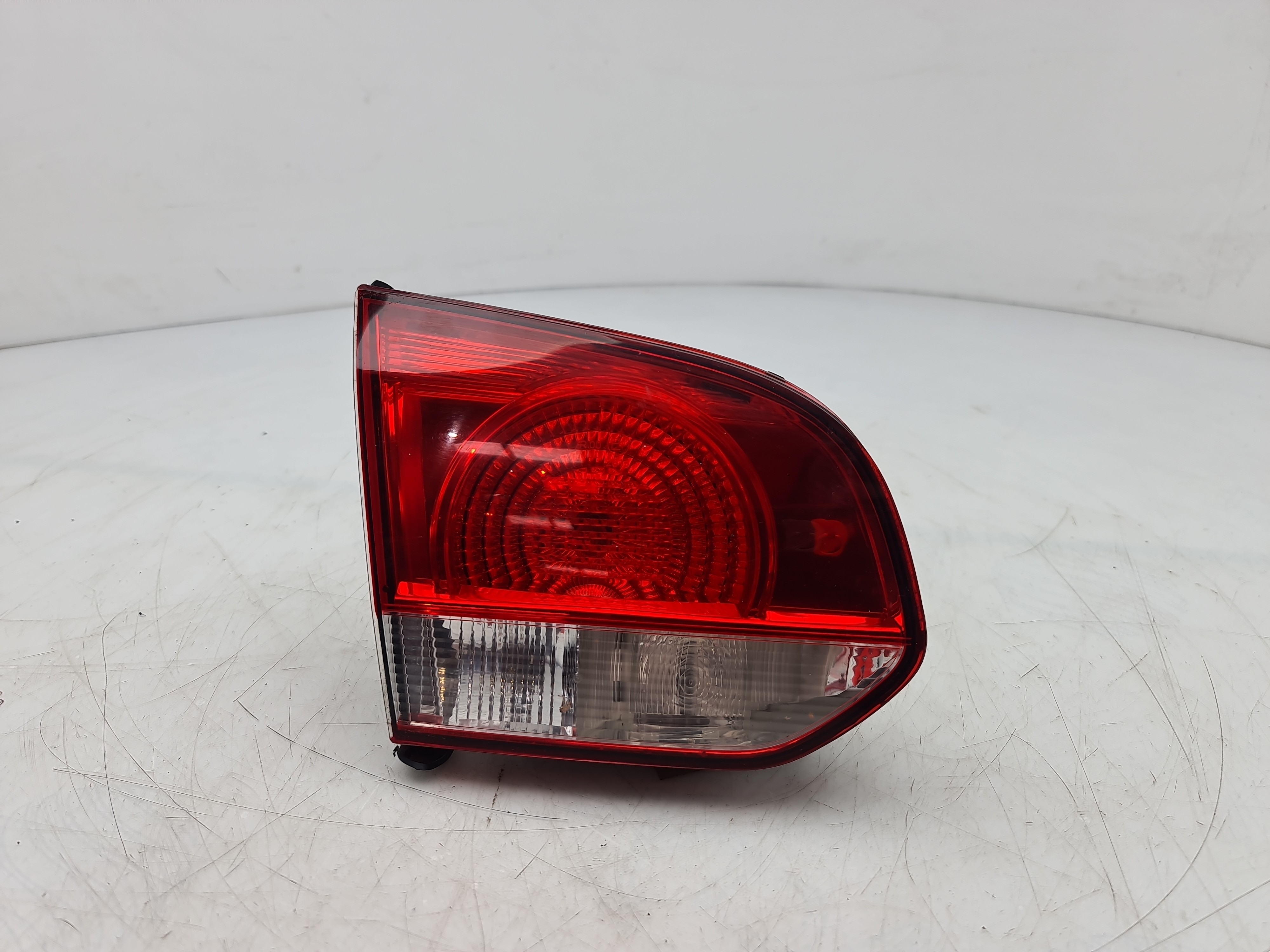 2009 VOLKSWAGEN GOLF SE TDI Lamp Assembly Rear Inner LH