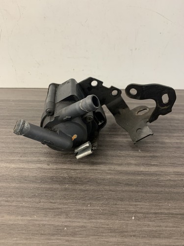 CITROEN DS3 2015 WATER PUMP (9806790780)