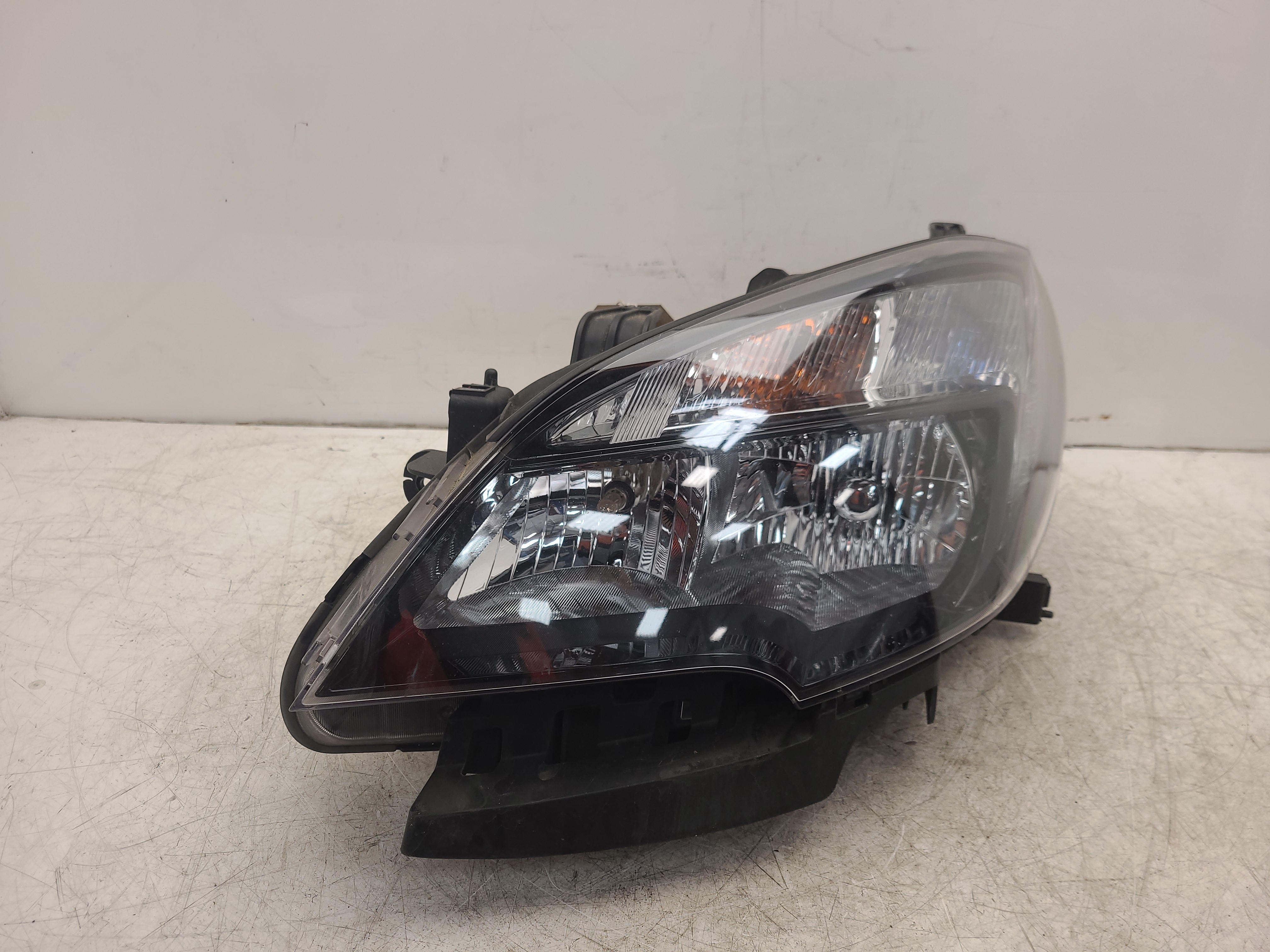 2015 VAUXHALL MOKKA SE TURBO AUTO Passenger Headlamp LH