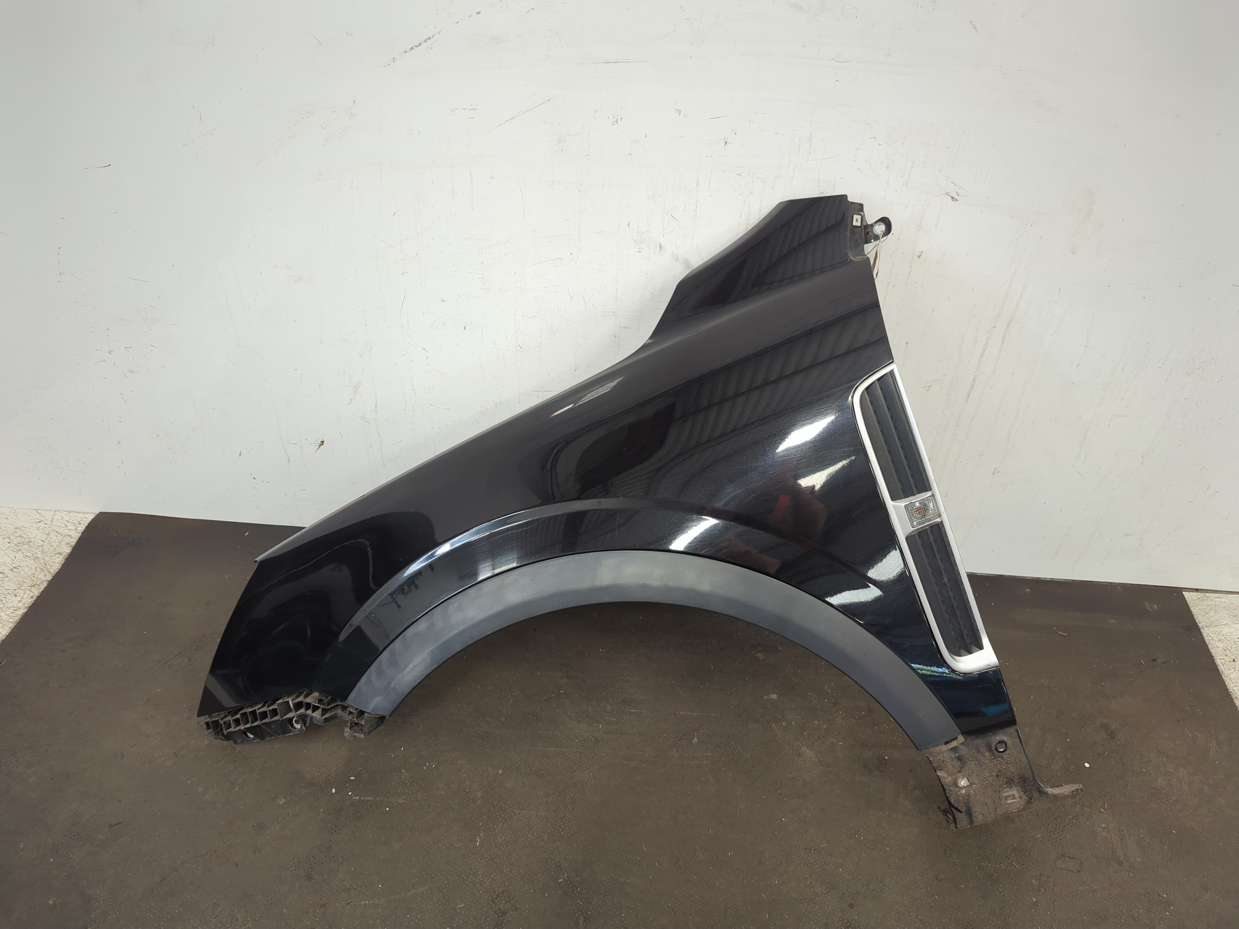 2014 VAUXHALL ANTARA EXCLUSIV CDTI 4X4 S/S 5 Doors SUV Wing Front LH