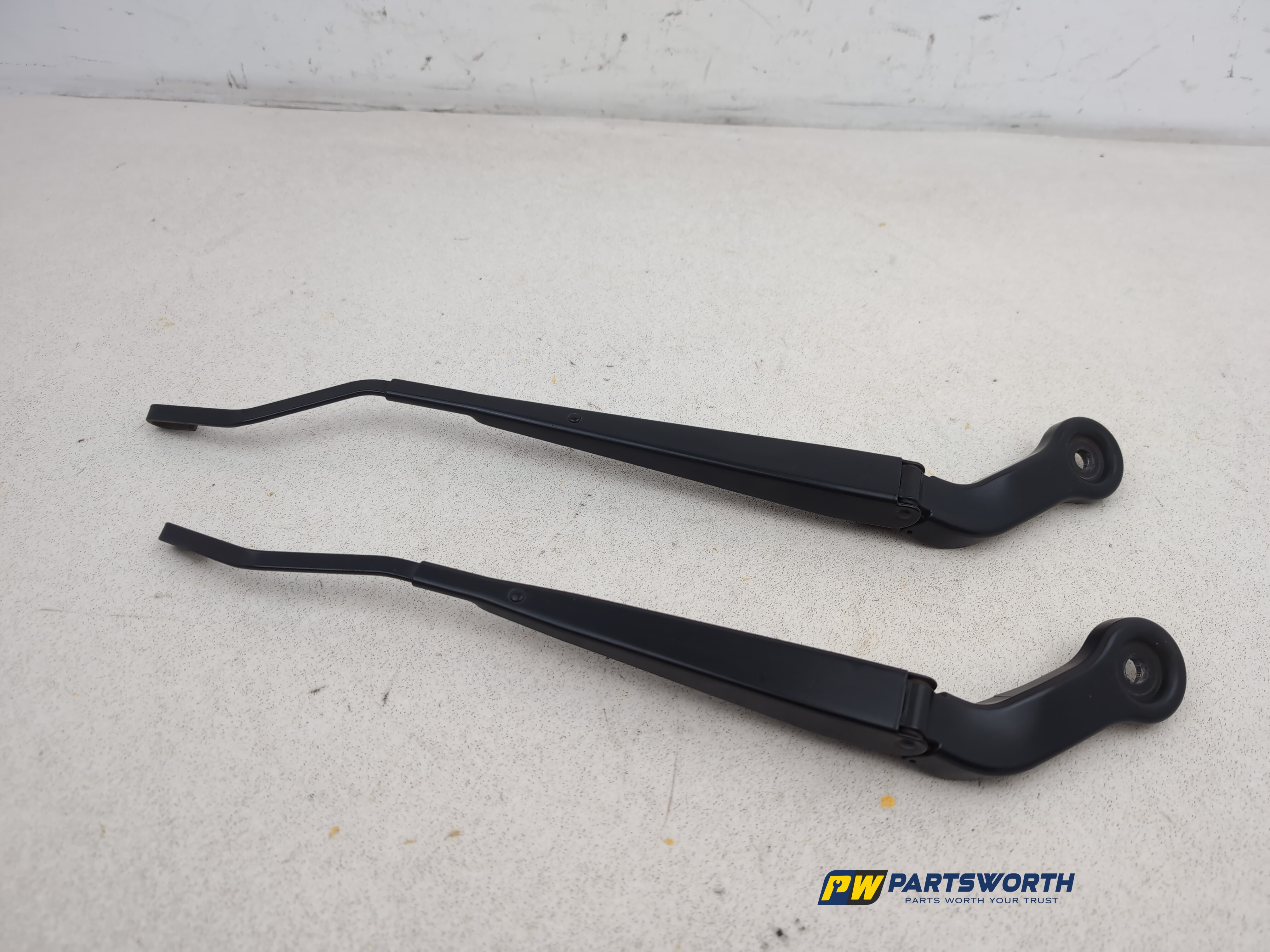 MINI COOPER D F56 HATCHBACK WIPER FRONT ARM 7335478 2014-2018