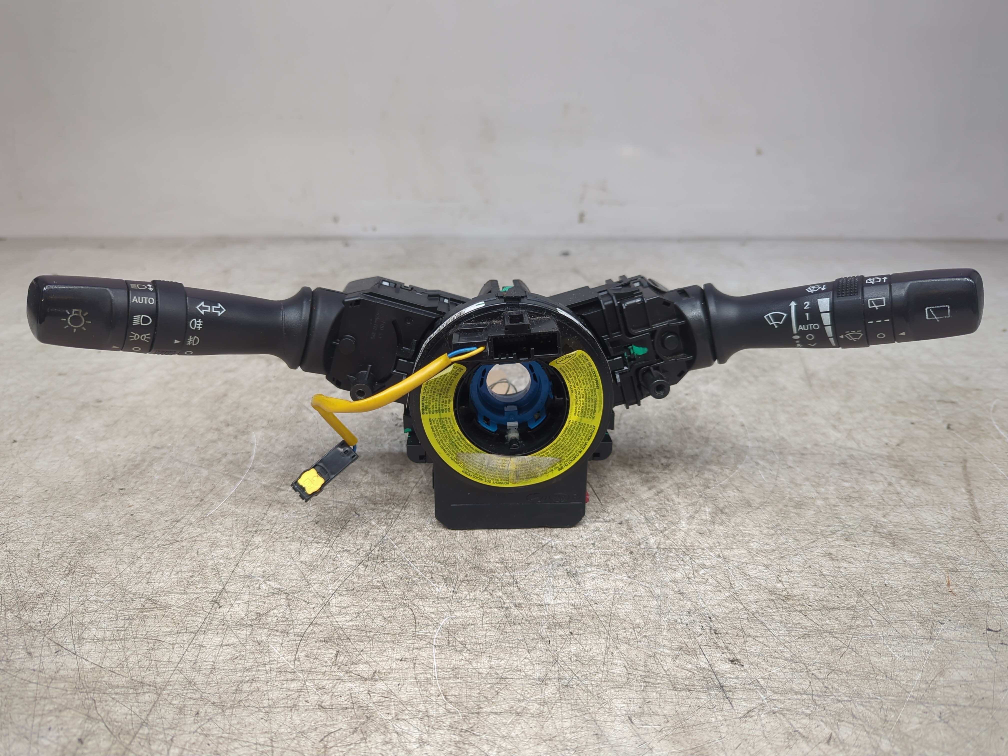 KIA SORENTO COMBINATION SWITCH / STALKS 2013 MK2 XM DP5C1320034