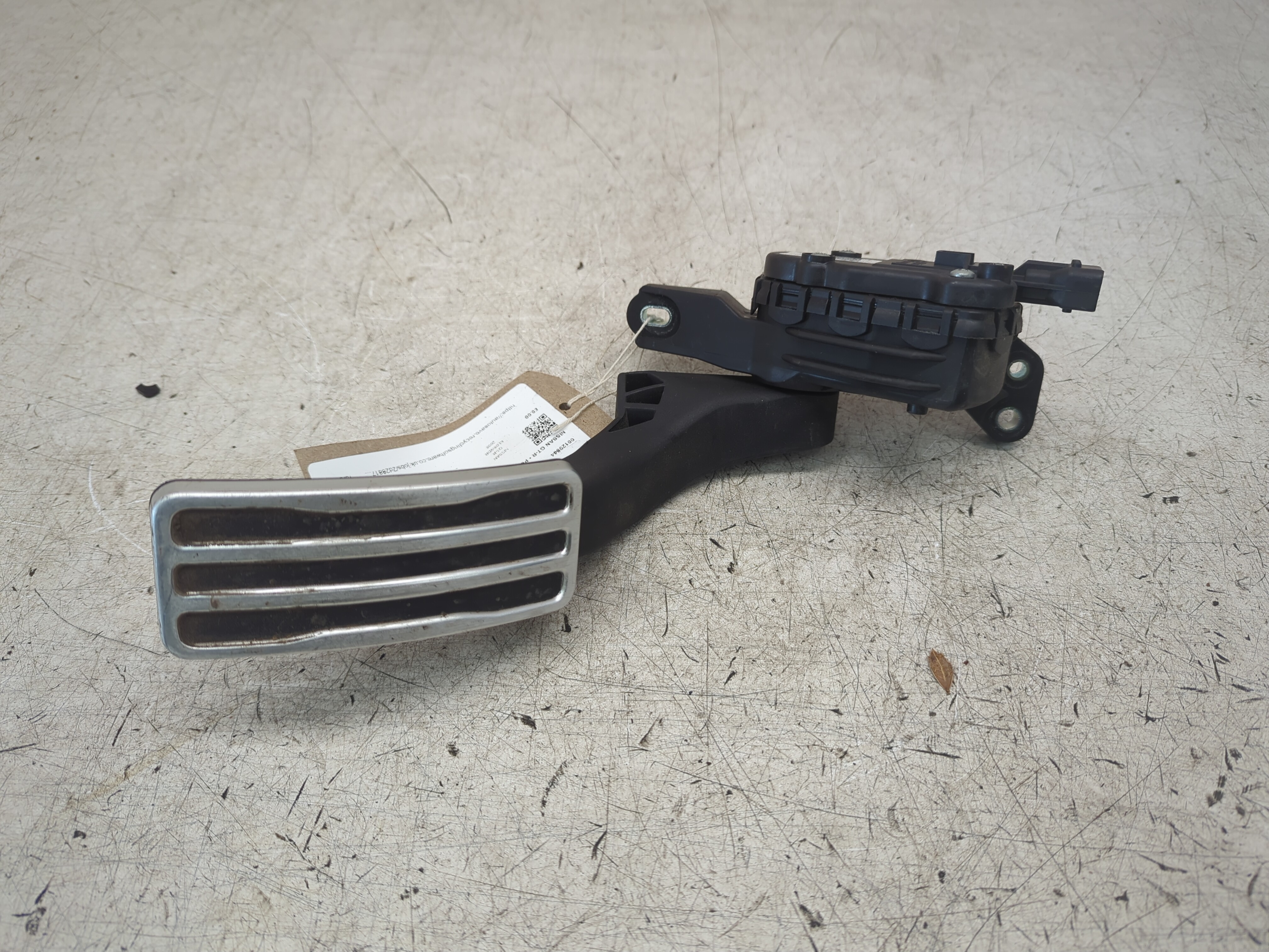 NISSAN GT-R R35 THROTTLE ACCELERATOR PEDAL RHD 2008-2016 18002JF00A